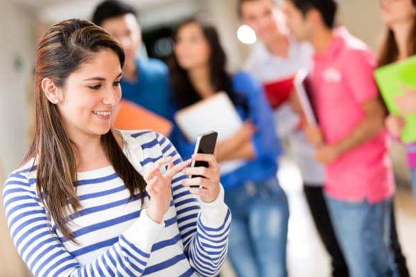 increasing-use-of-mobile-apps-in-education-and-recruitment