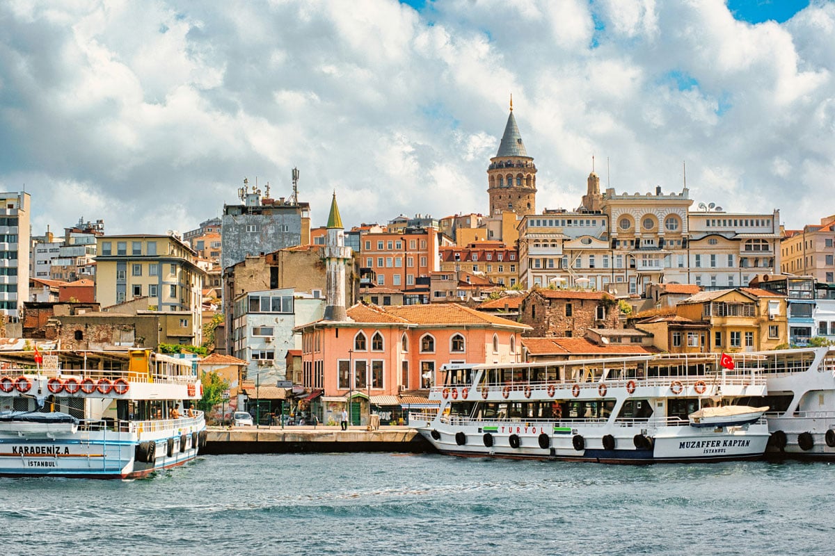 Why are so many international students choosing to study in Türkiye?
